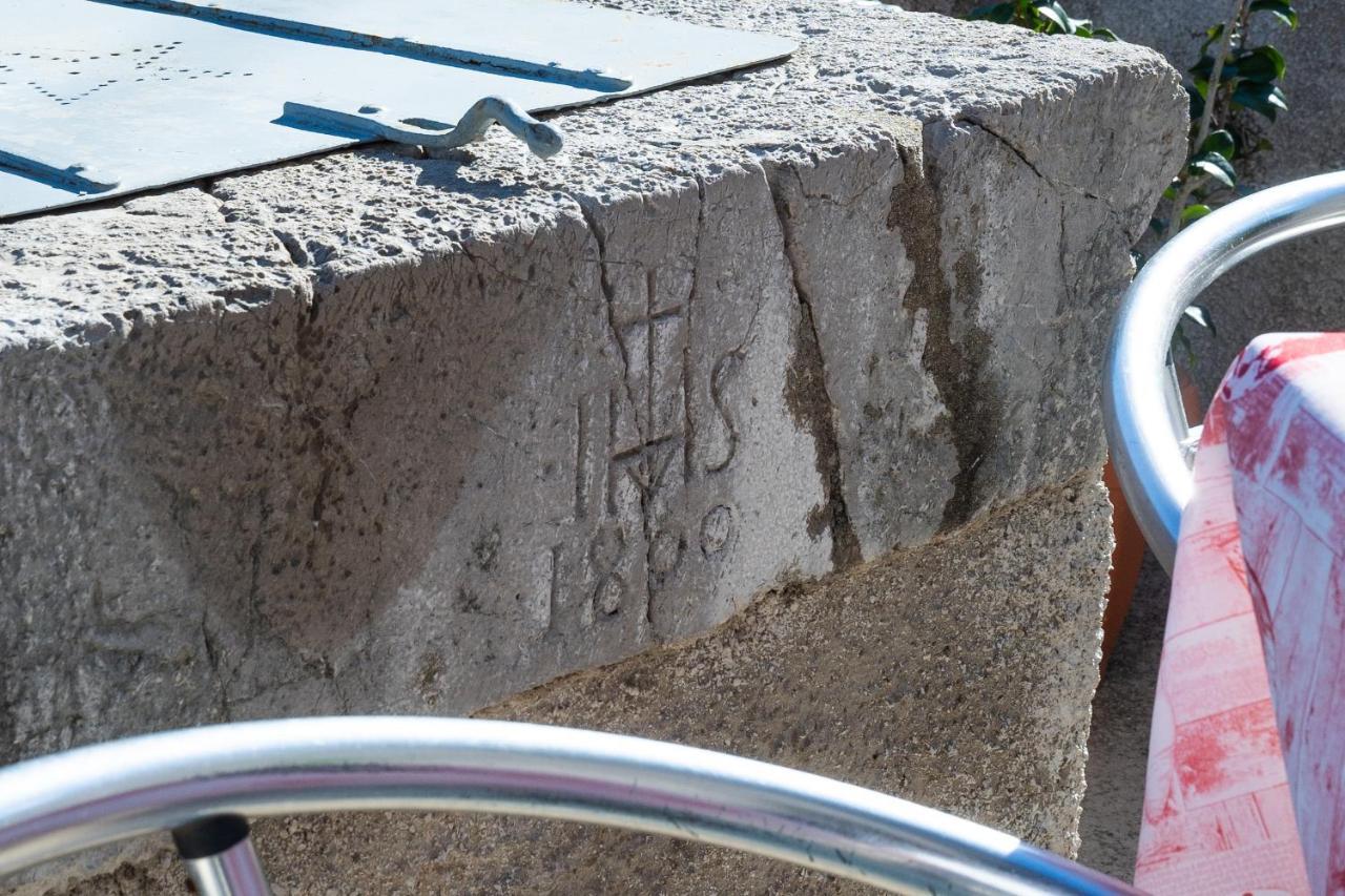 Apartmani Valun1 エクステリア 写真