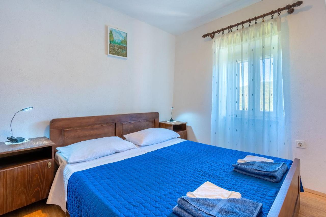 Apartmani Valun1 エクステリア 写真