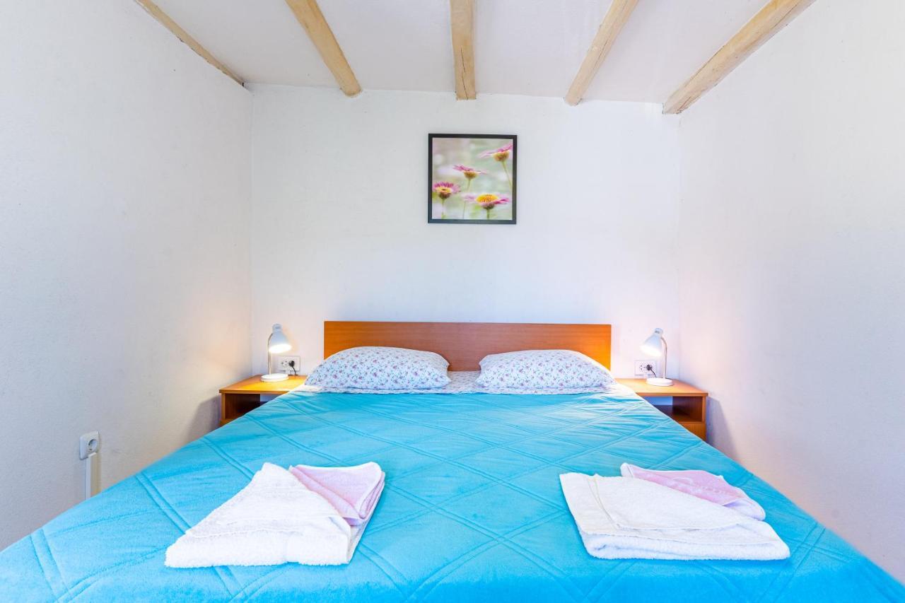 Apartmani Valun1 エクステリア 写真